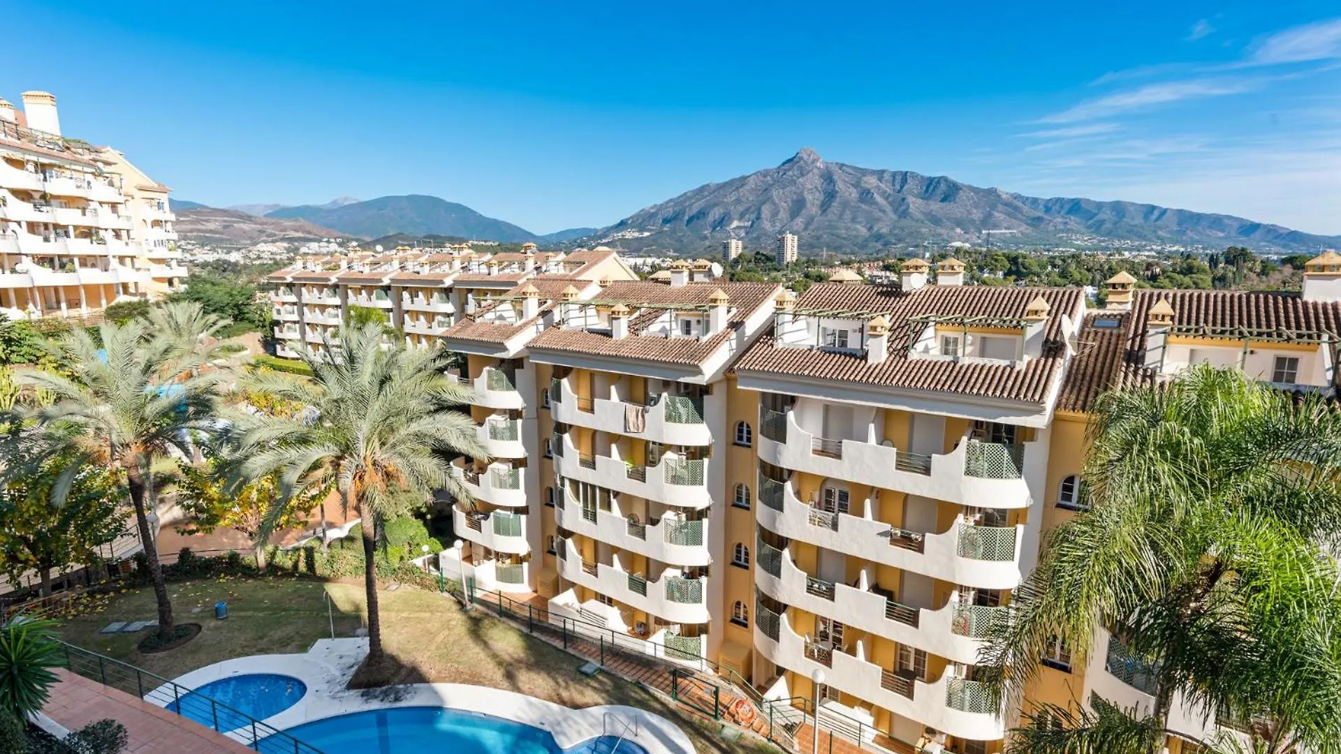 Senorio De Aloha Apartment Marbella